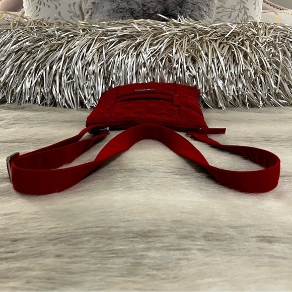 VERA BRADLEY Red Microfiber Zipper Hipster Crossbody Travel Light Minimalist - Picture 11 of 14